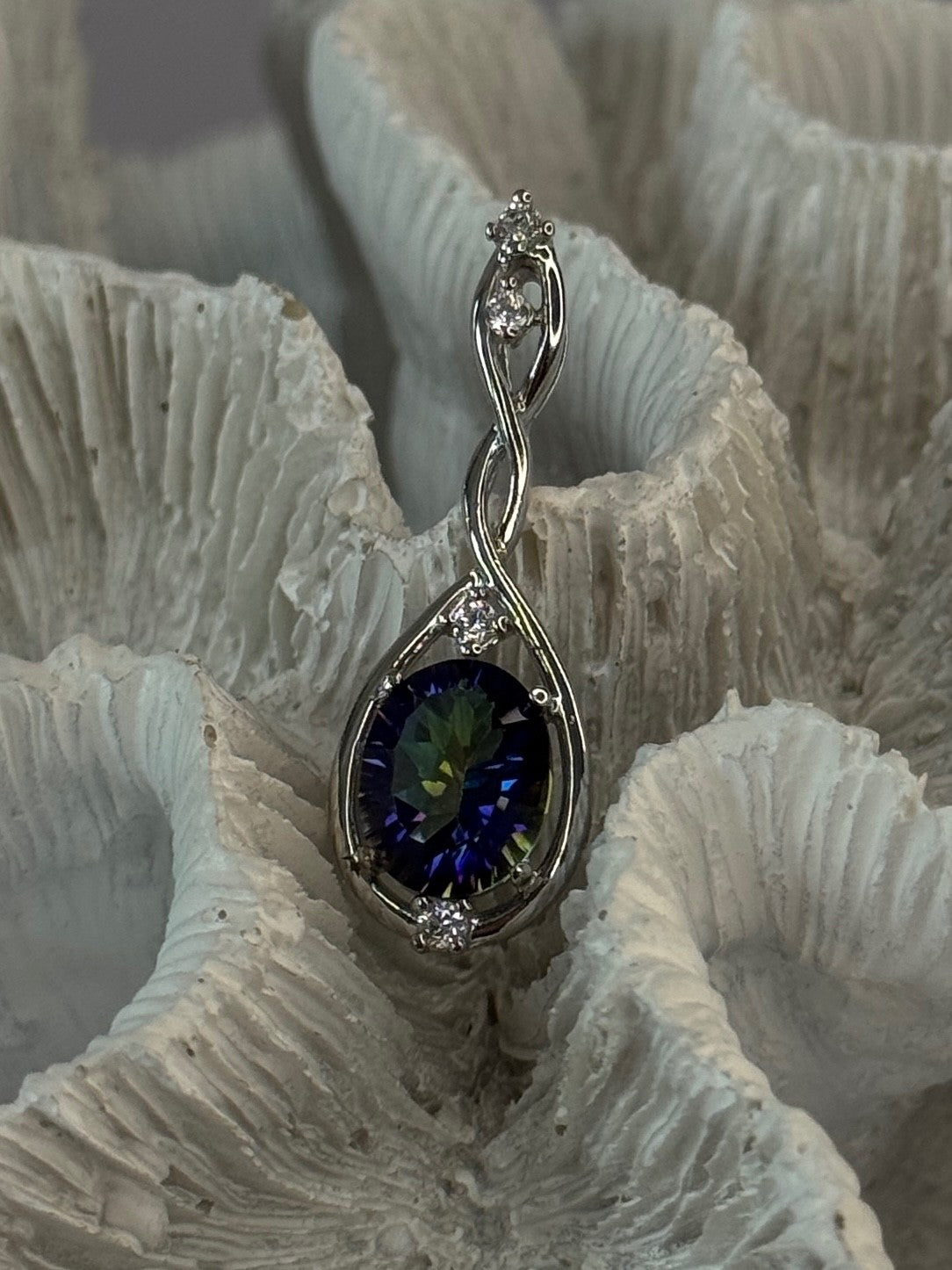 925 Sterling Silver Mystic Topaz & Beryl Pendant Length 1.40 Inch