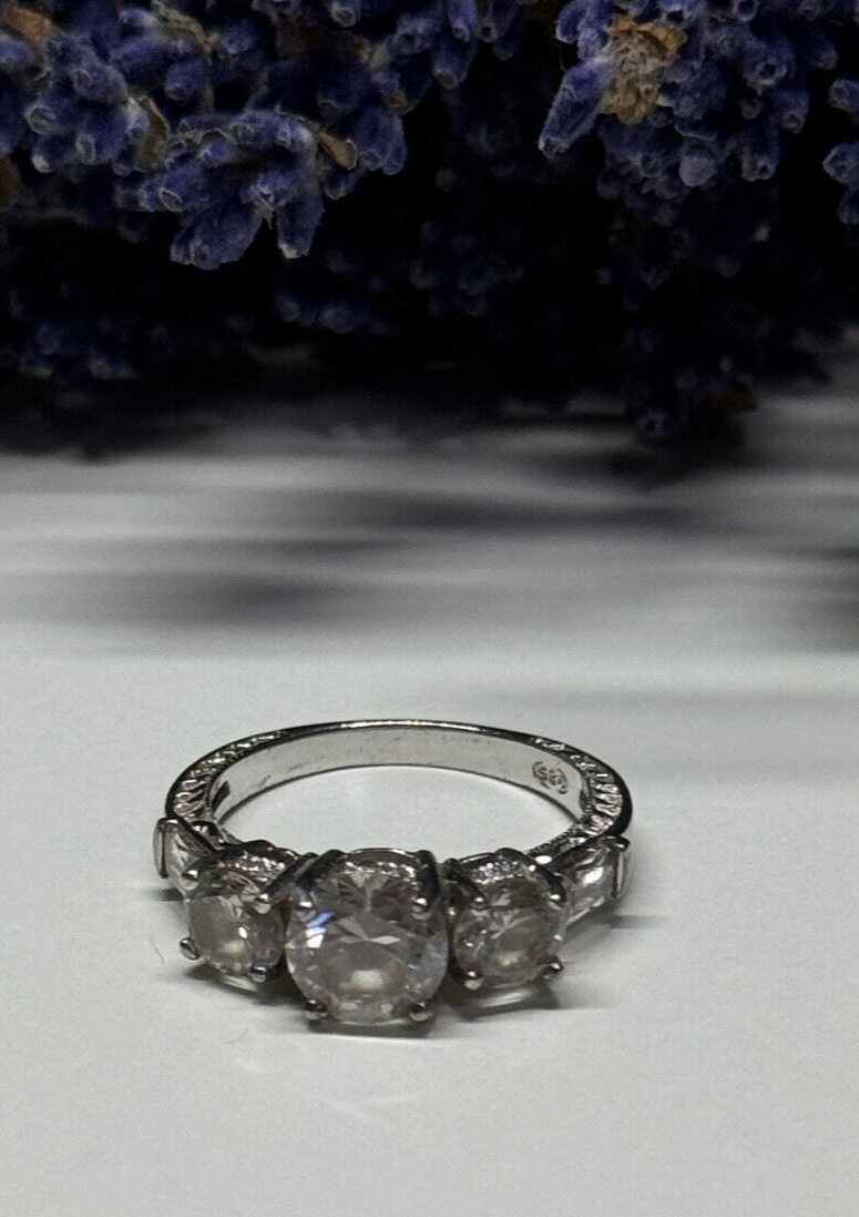 925 Sterling Silver CZ Ring Size 7.5