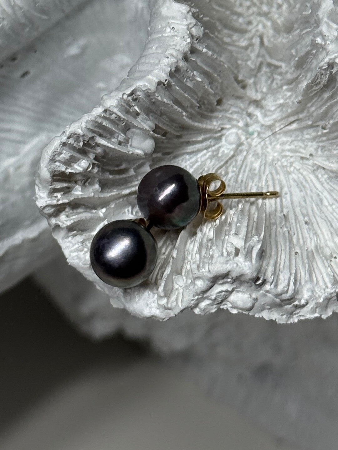 14K Yellow Gold Pearl Earrings