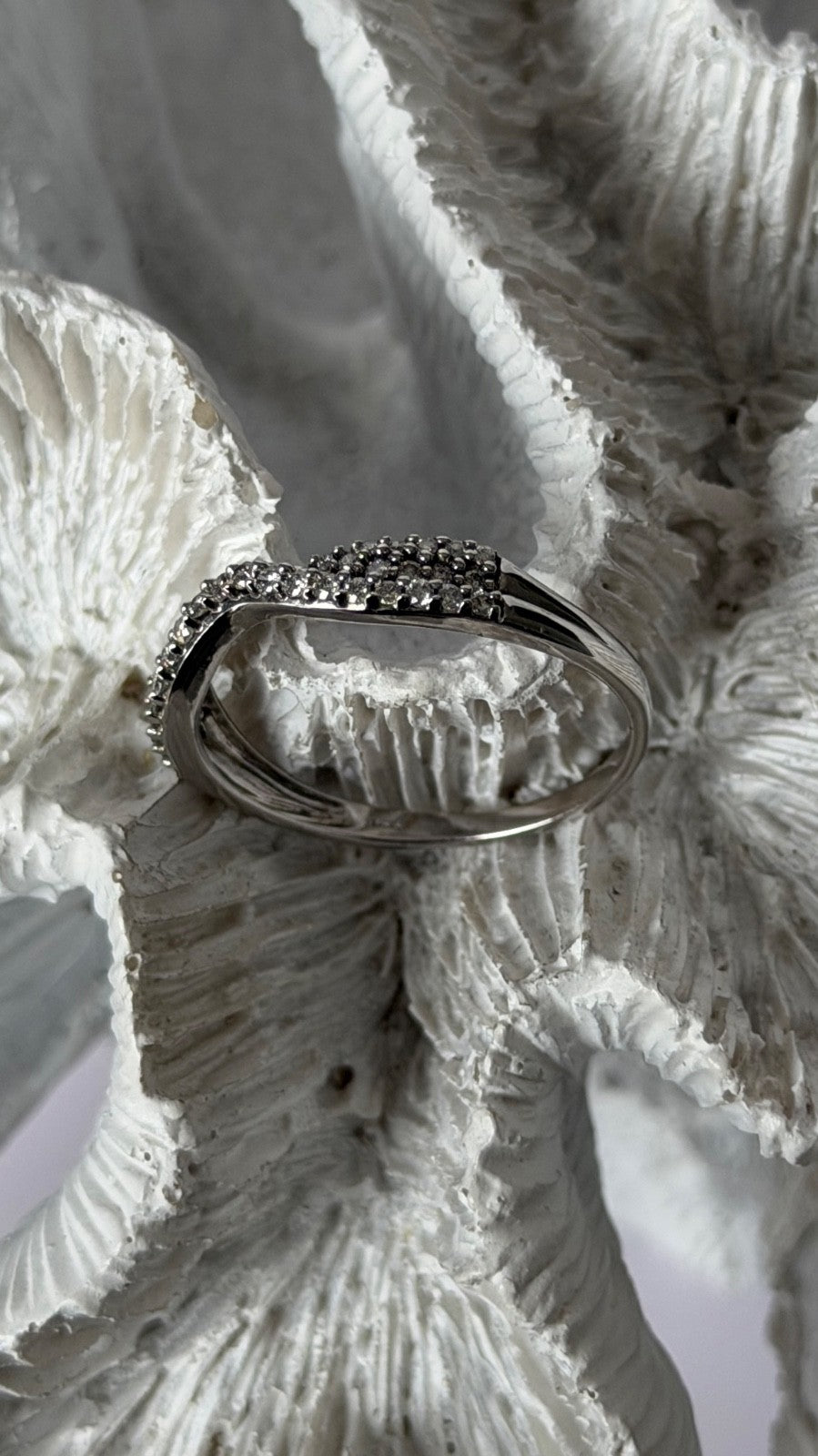 14K White Gold Diamond 0.41 carat Ring Size 11