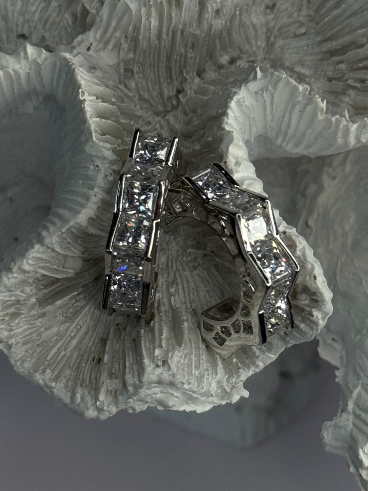 925 Sterling Silver Earrings Shiny CZ Length 0.90 Inch