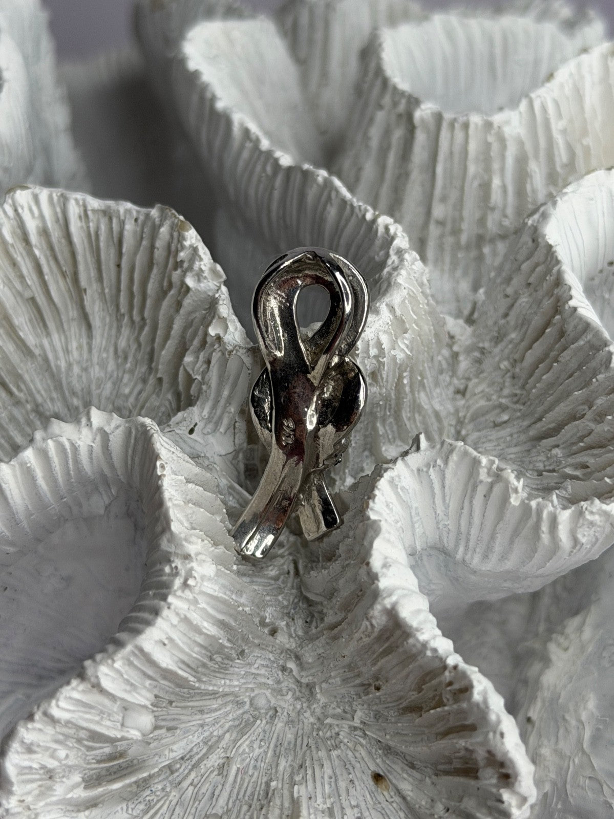 10K White Gold White & Black Diamonds Pendant