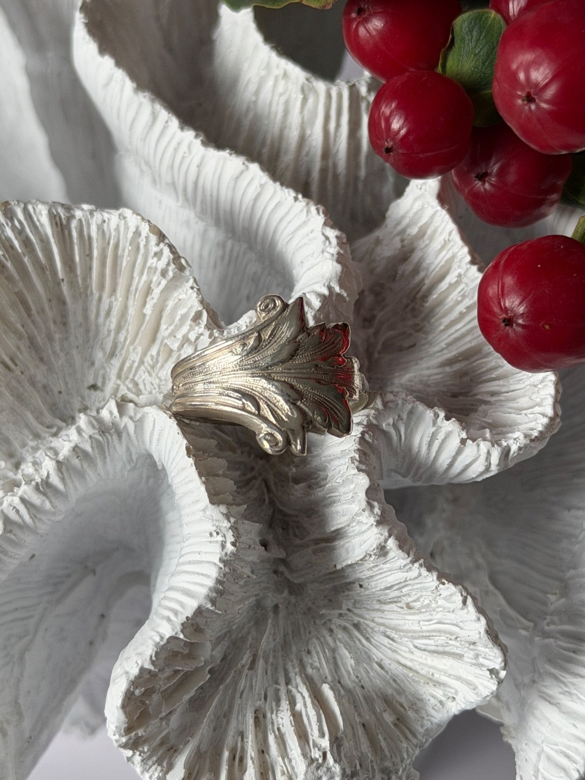 Acanthus Italian 925 Sterling Silver Ring With Brushed Finish Size 5