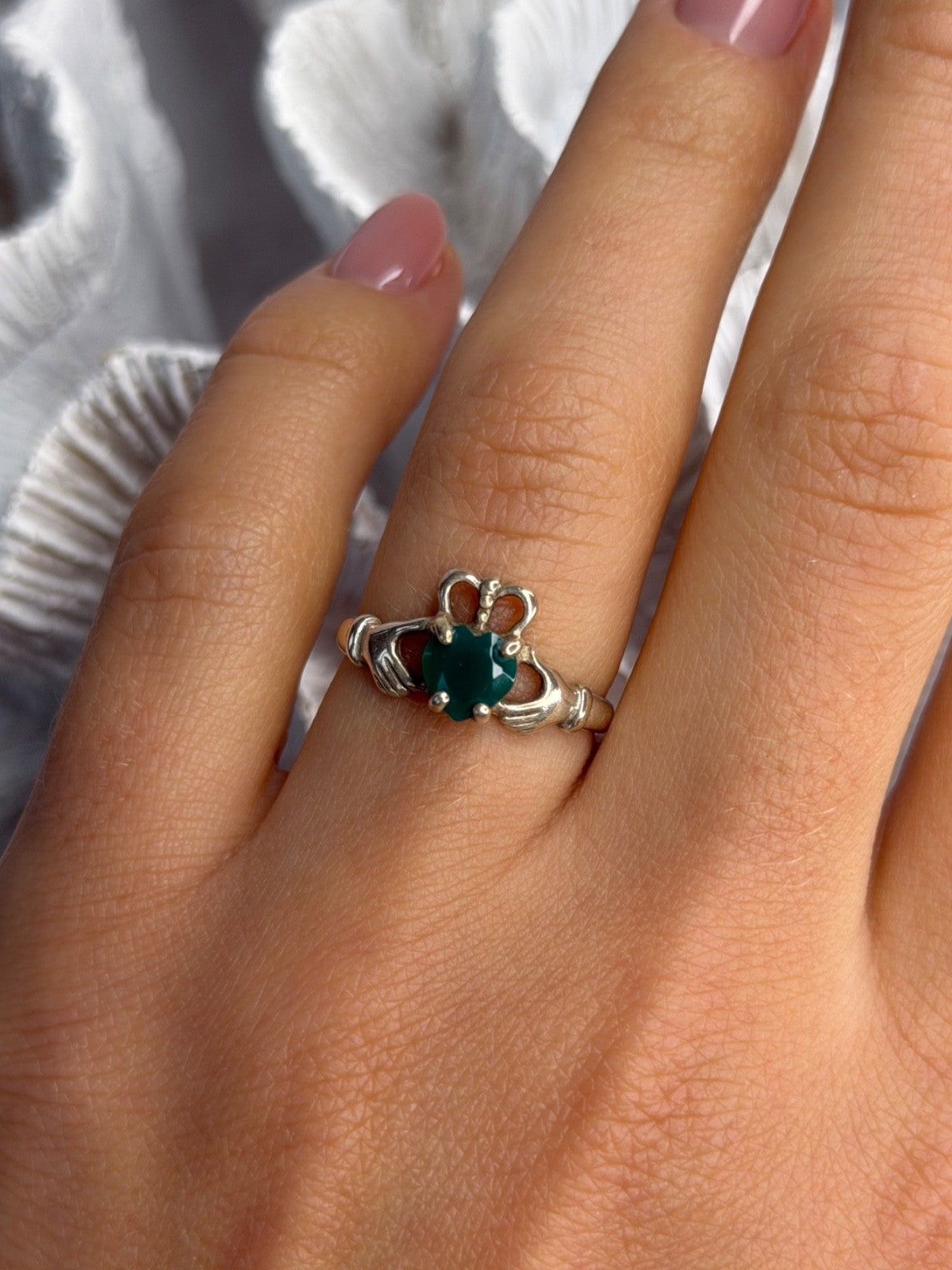 925 Sterling Silver Emerald Heart Ring Size 7