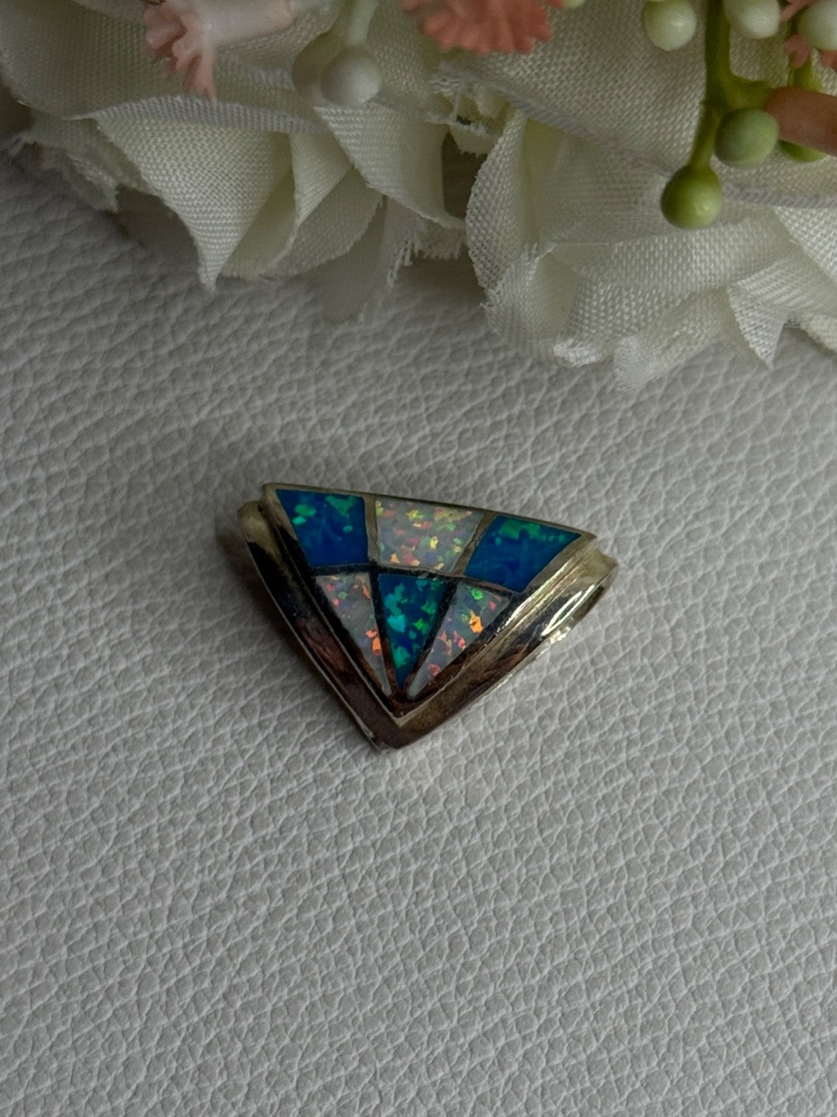 925 Sterling Silver White & Plue Shiny Opal Pendant Length 0.60 Inch