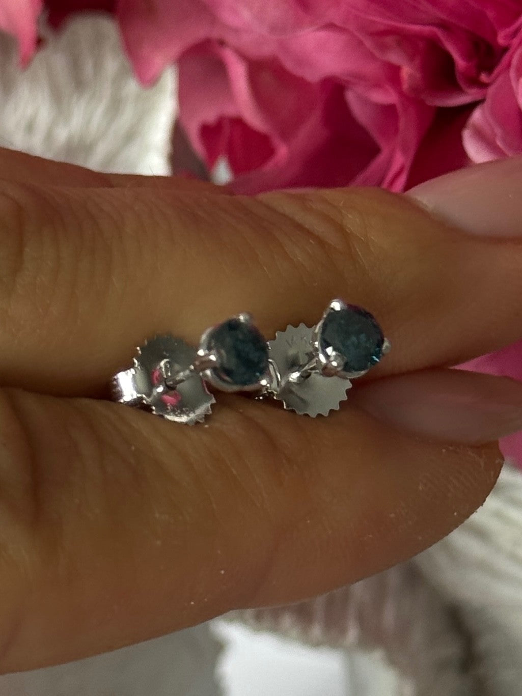 14K White Gold Blue Diamond 0.72 carat Stud Earrings