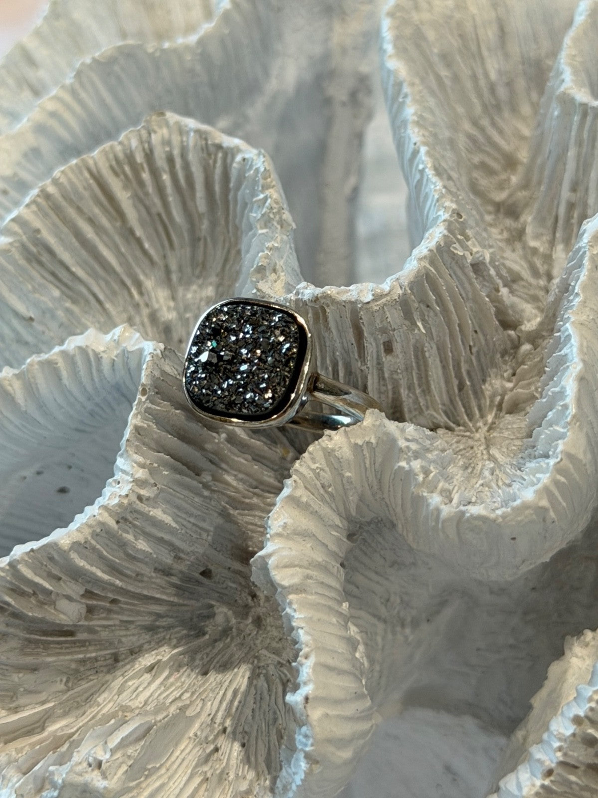 925 Sterling Silver Black Druzy Quartz Ring Size 5