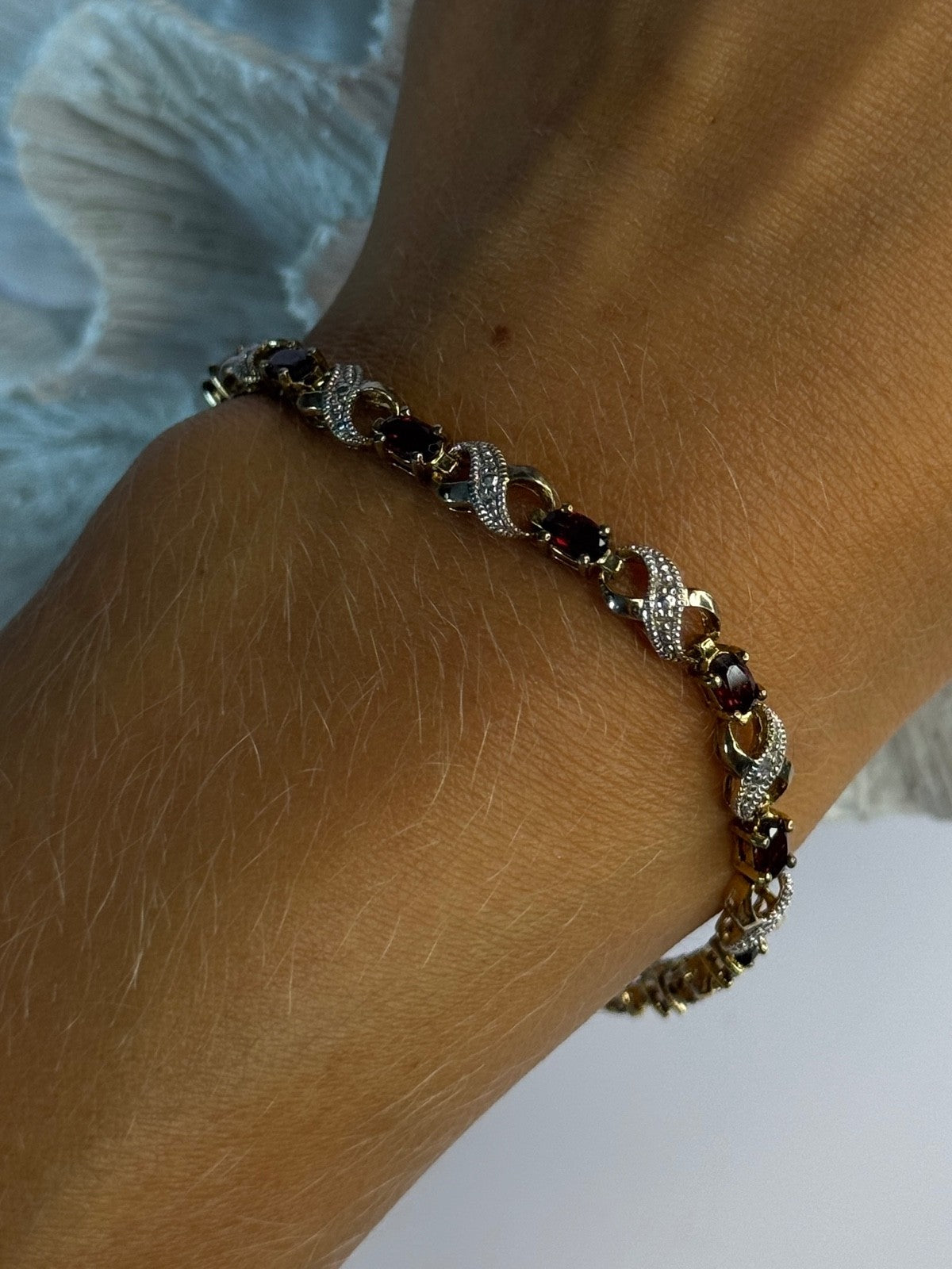 925 Sterling Silver Gold Plated Garnet Bracelet Length 7.5