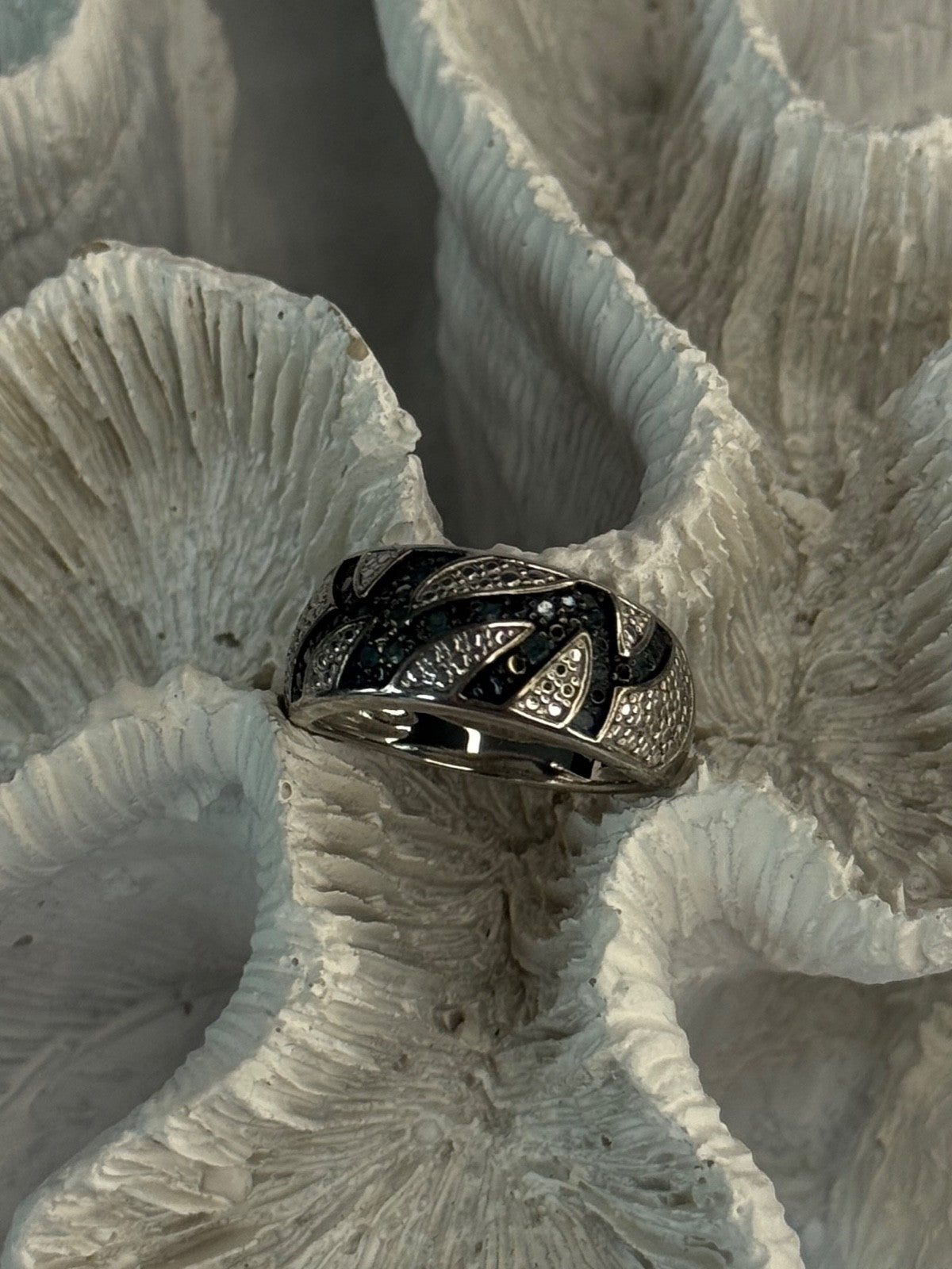 925 Sterling Silver Sapphire Ring Size 7