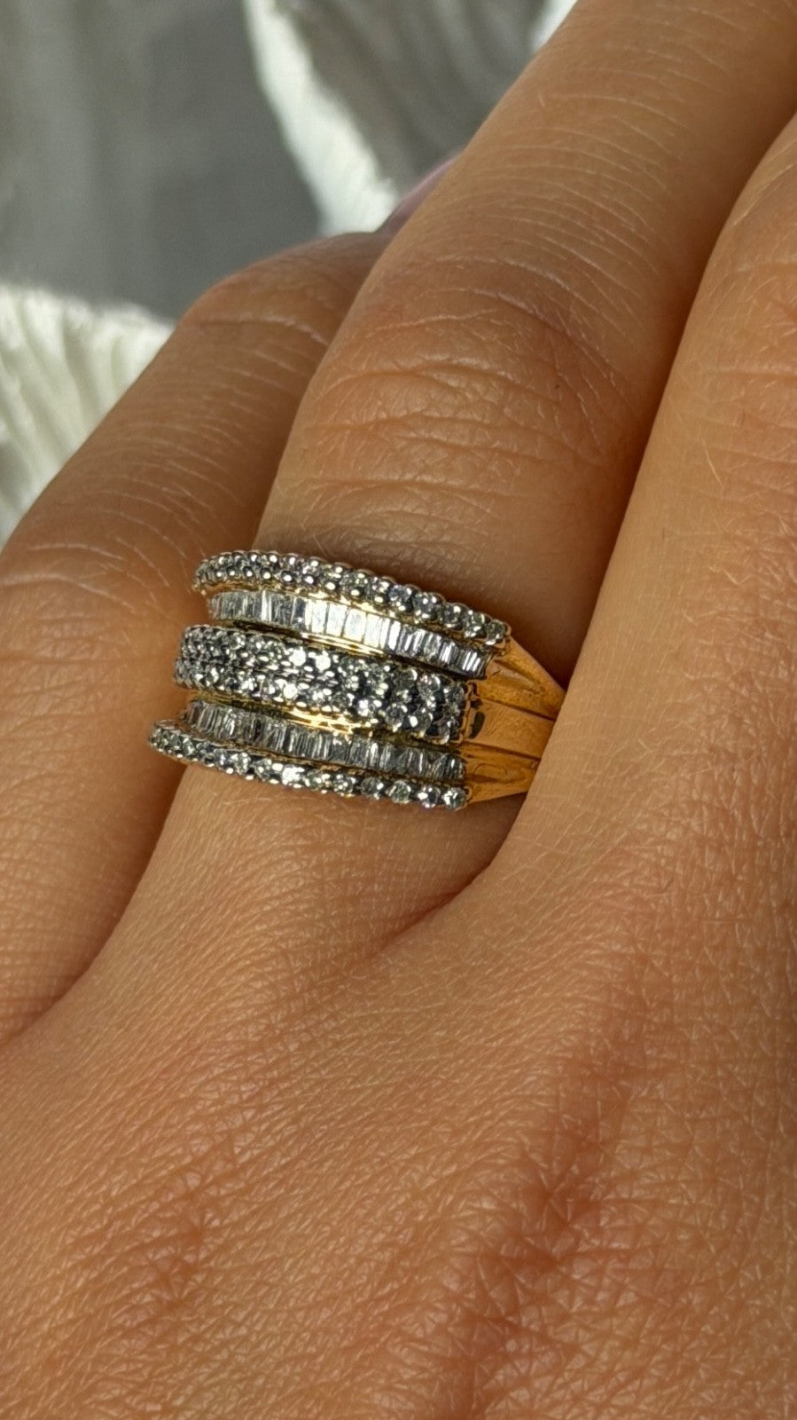 14K Yellow Gold Diamonds 1 carat Ring Size 7