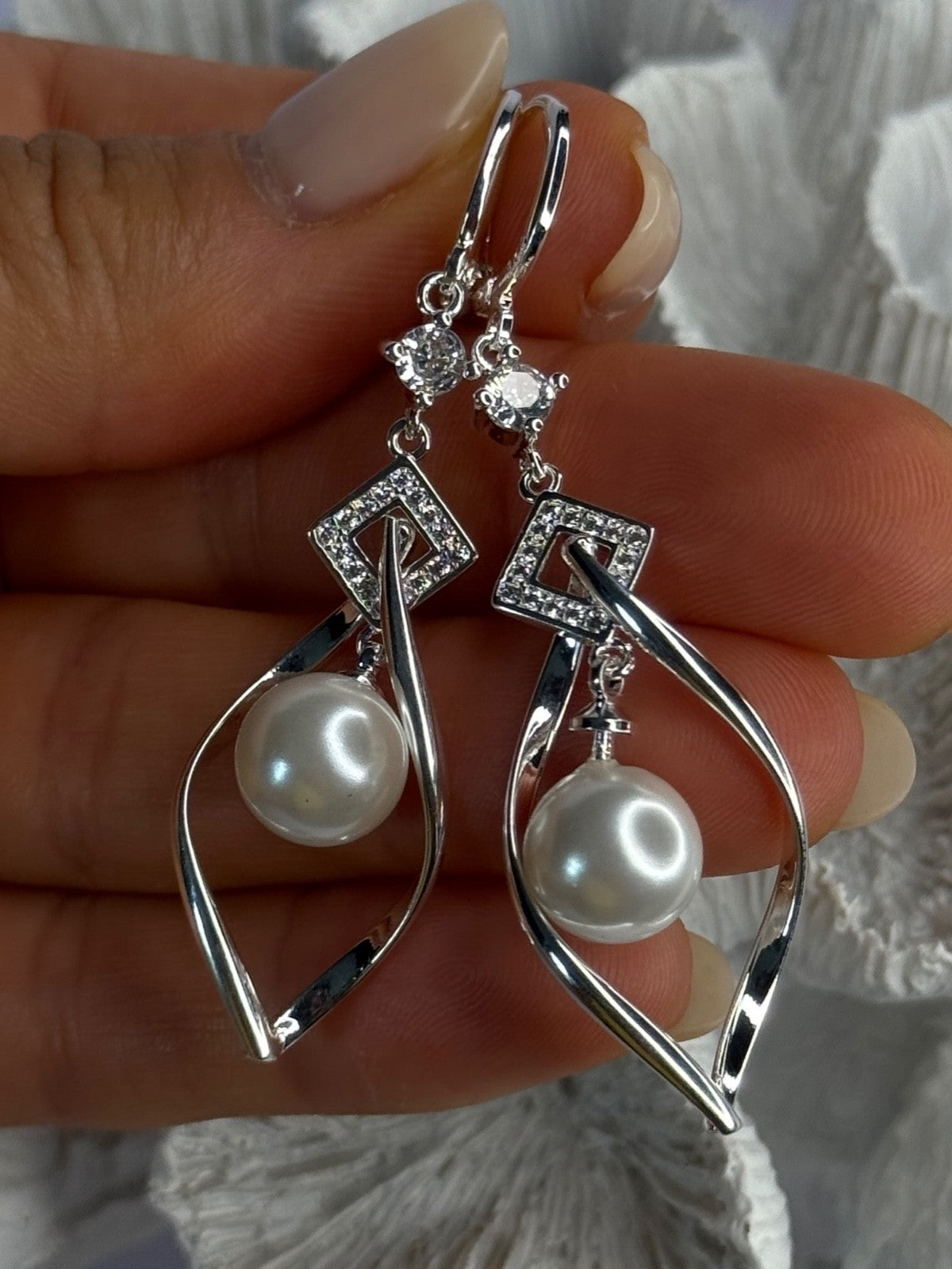 Beautiful Design 925 Sterling Silver Pearl & CZ Earrings Length 2.30 Inch