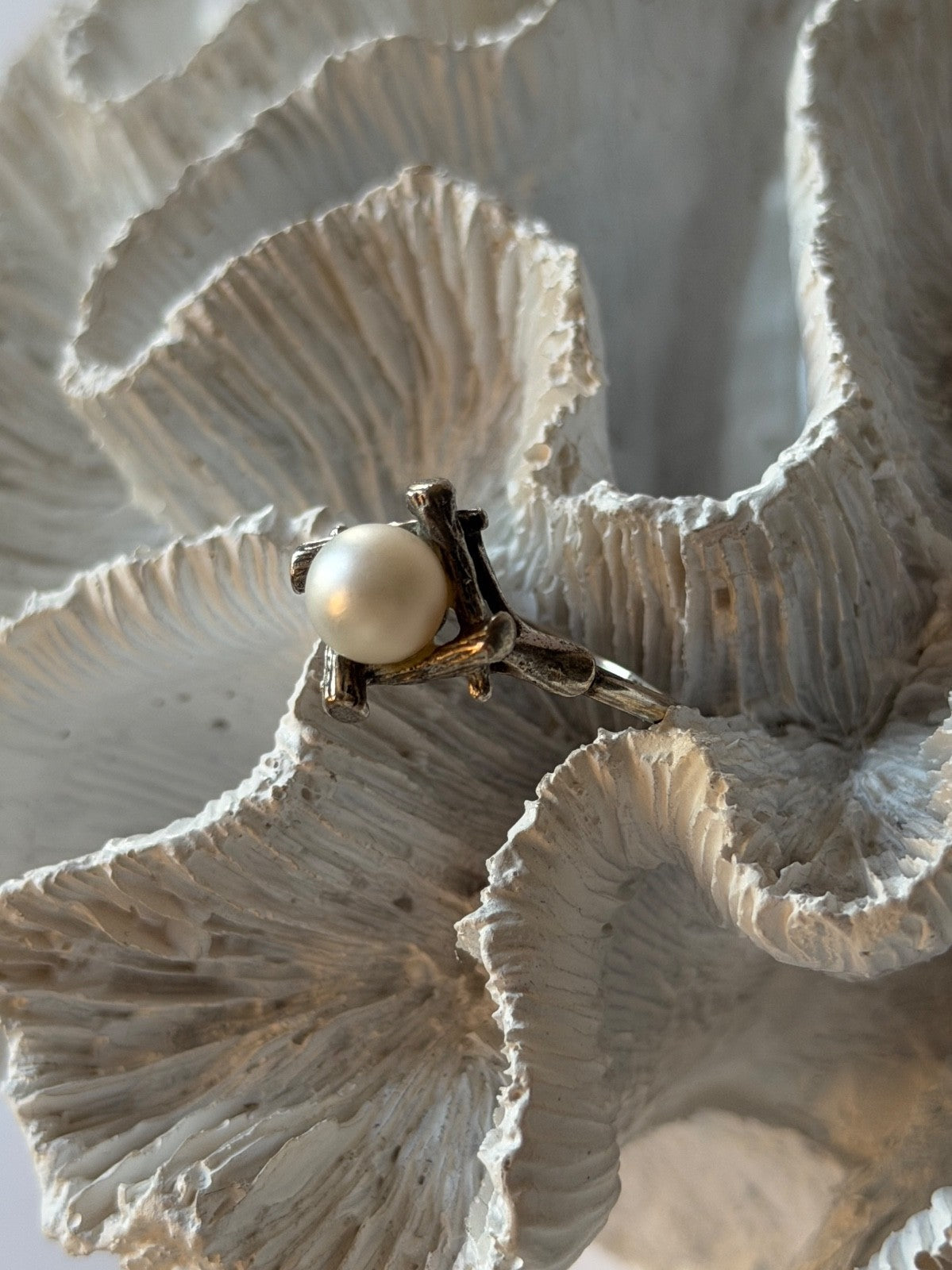 925 Sterling Silver Pearl Ring Size 9