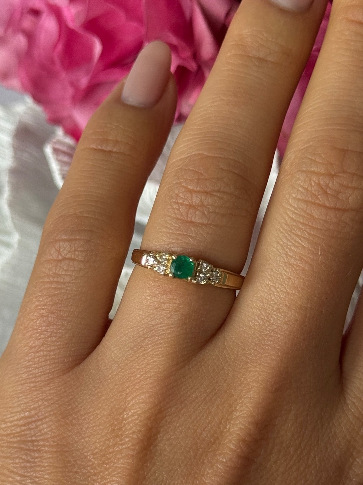 14K Yellow Gold Emerald & Diamond Ring Size 7