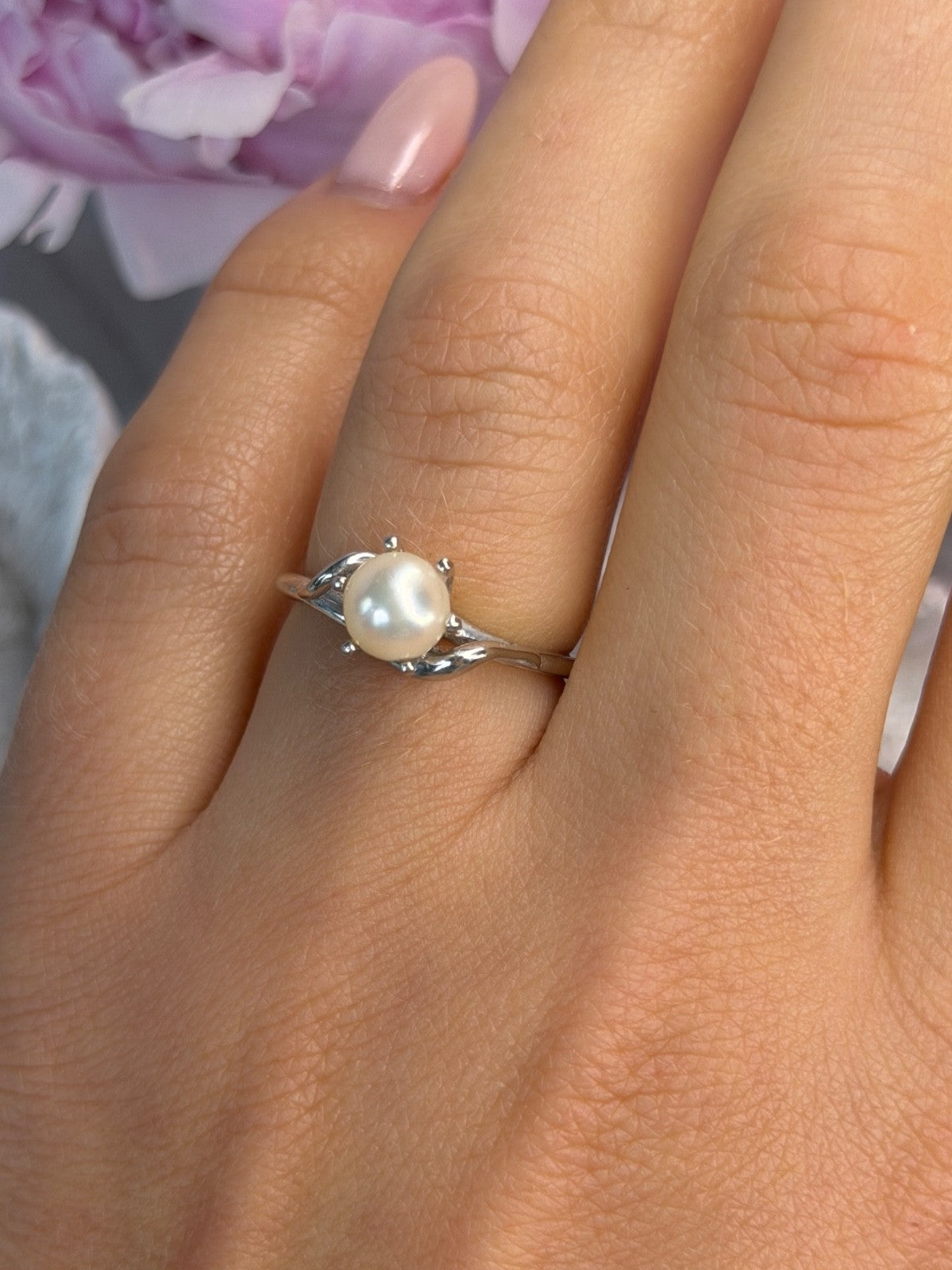 La Pais 14K White Gold Pearl Ring Size 6.5