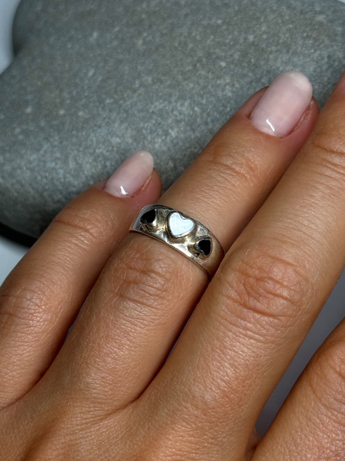 925 Sterling Silver Abalone & Enamel Hearts Ring Size 5