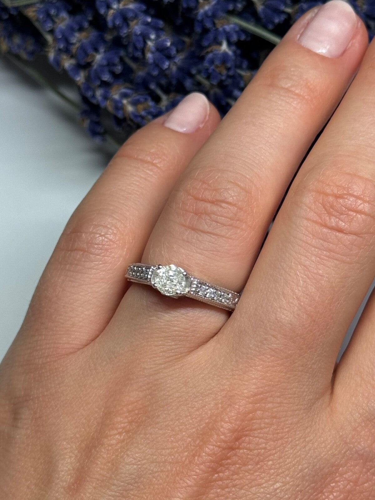 10K White Gold Ring Sapphire Size 6.5