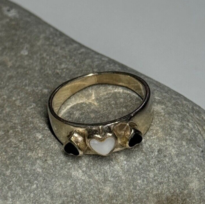 925 Sterling Silver Abalone & Enamel Hearts Ring Size 5