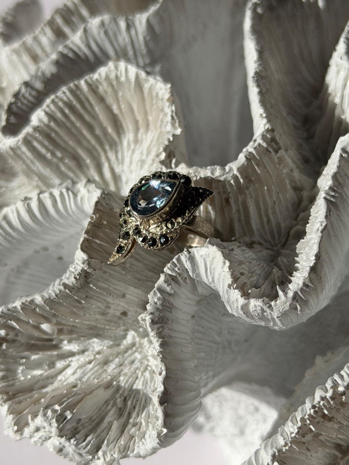 925 Sterling Silver Blue Topaz & Marcasite Ring Size 4