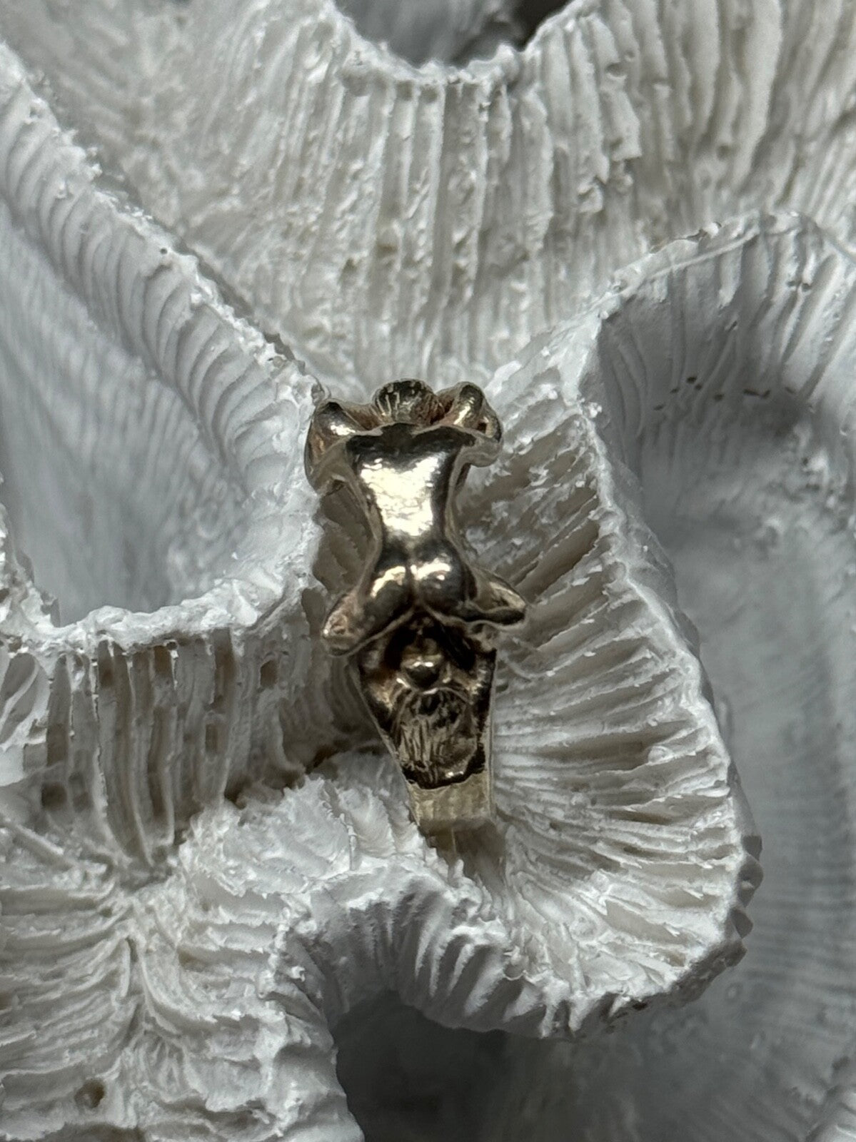 925 Sterling Silver Kamasutra Ring Size 7.5