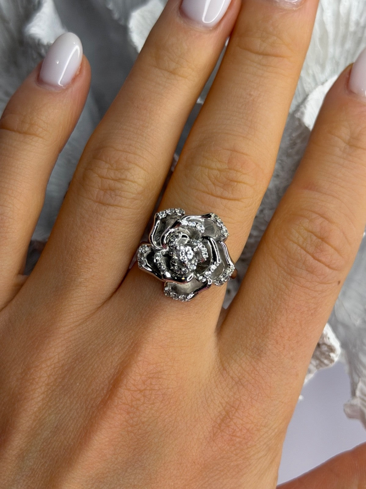 925 Sterling Silver Flower Cz Ring Size 7