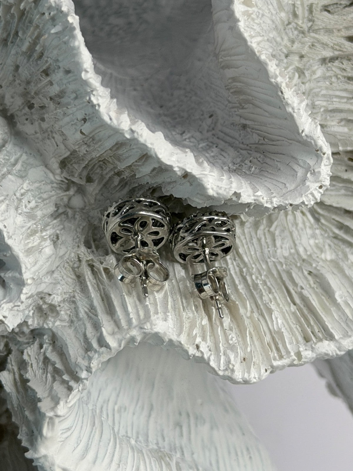 10K White Gold Diamond tcw 0.16 ct Stud Earrings