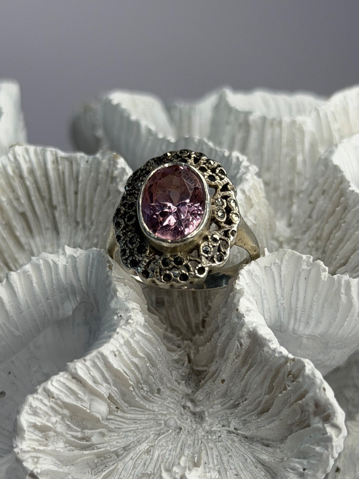 Vintage 925 Sterling Silver Morganite & Marcasite Ring Size 7