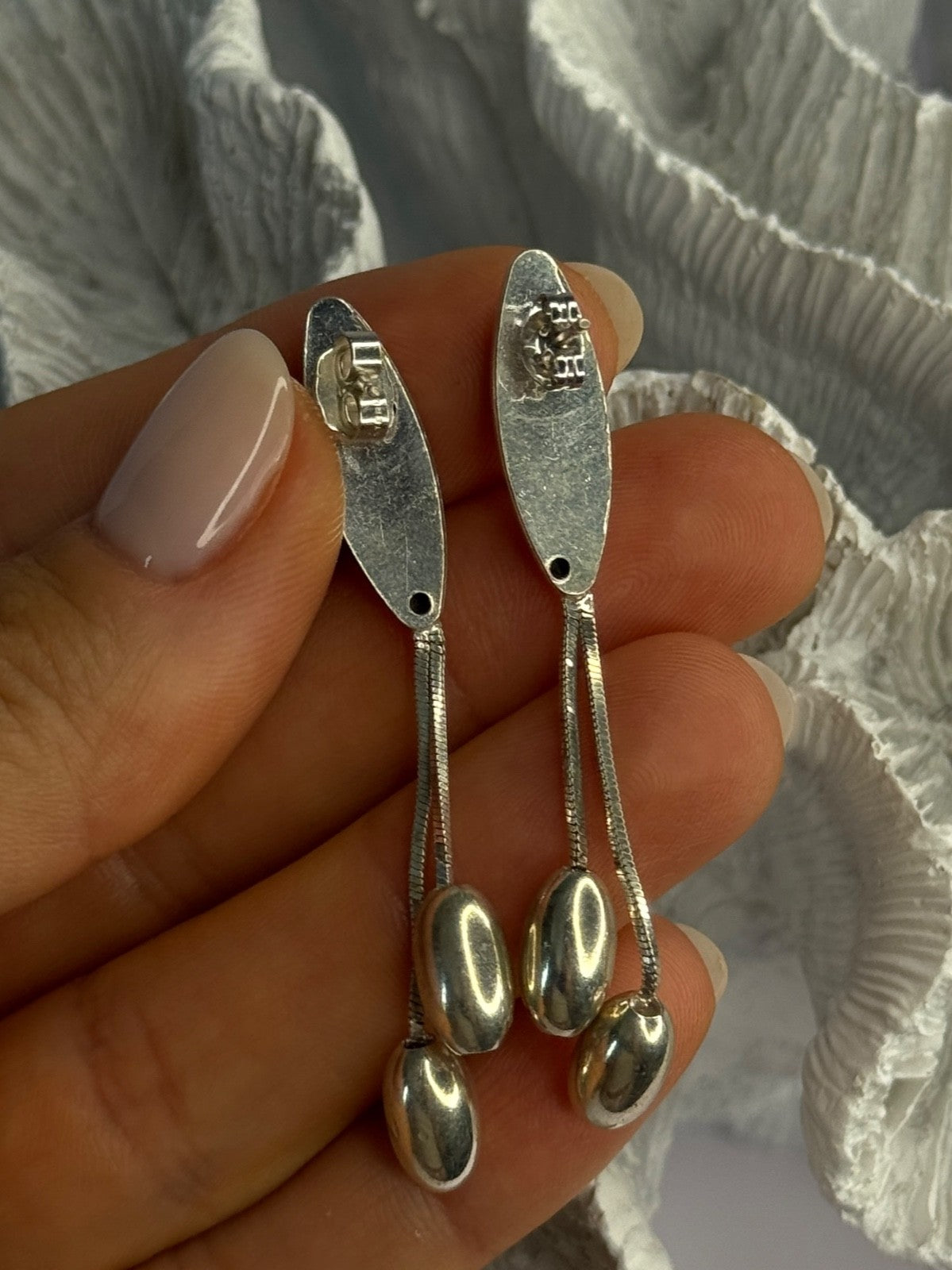 Elegant Design 925 Sterling Silver Earrings Length 2.40 Inch