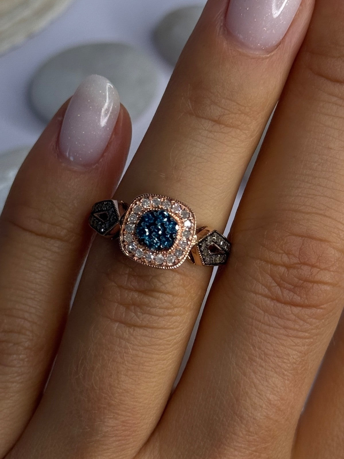10K Rose Gold 0.5 Carat Clear & Teal Blue Dimond Ring Size 6