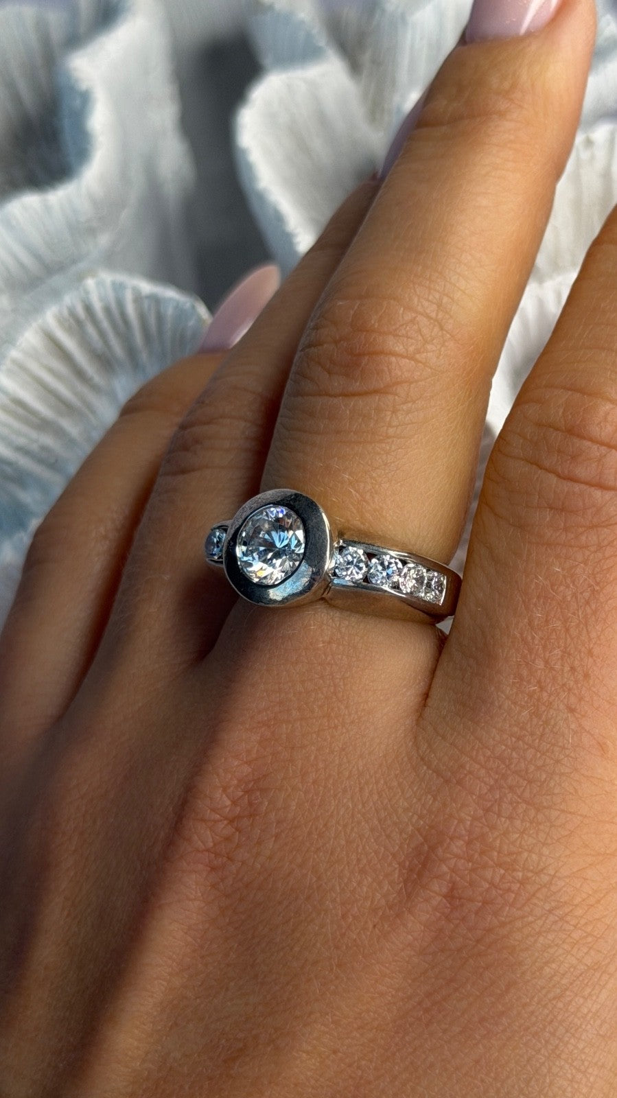 Elegant 925 Sterling Silver Cz Ring Size 8