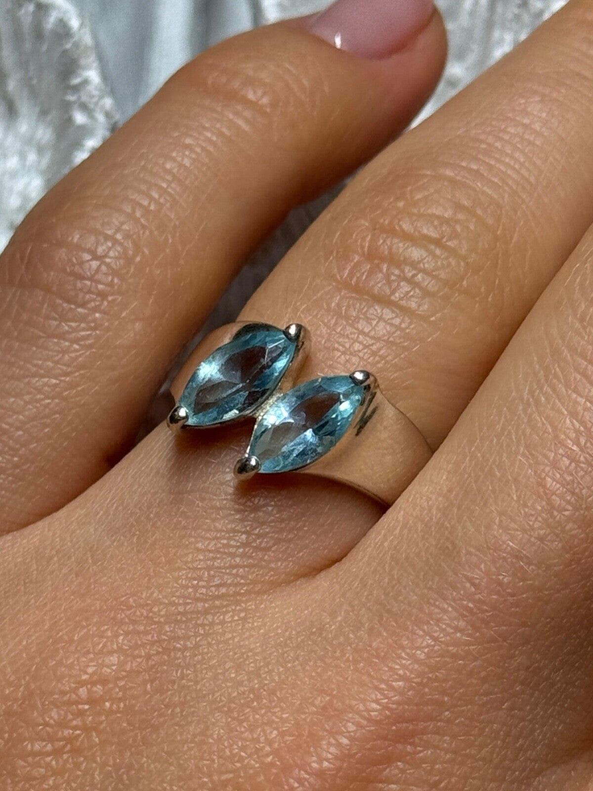 925 Sterling Silver Topaz Ring Size 6