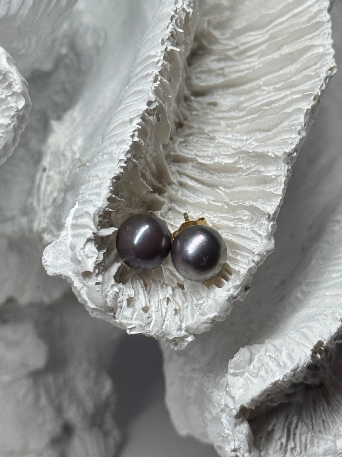 14K Yellow Gold Pearl Earrings