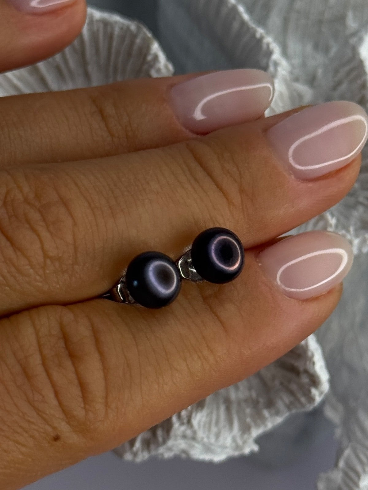 925 Sterling Silver Black Pearl Earrings Length 0.30 Inch