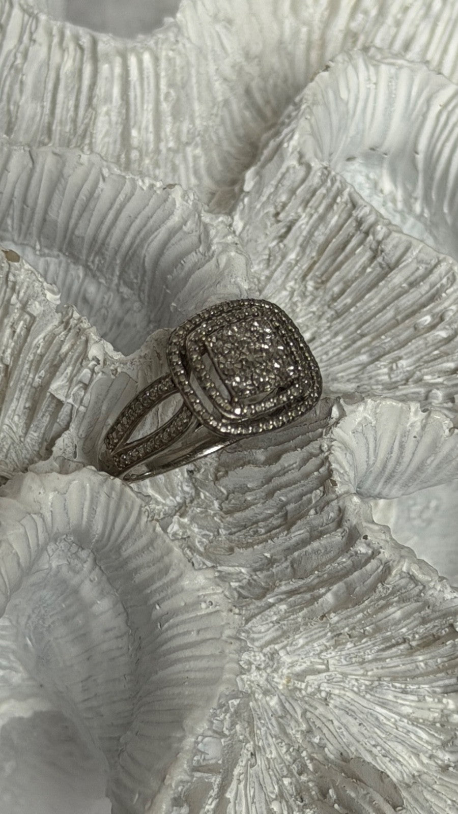 Beautiful 925 Sterling Silver Diamond Ring Size 7