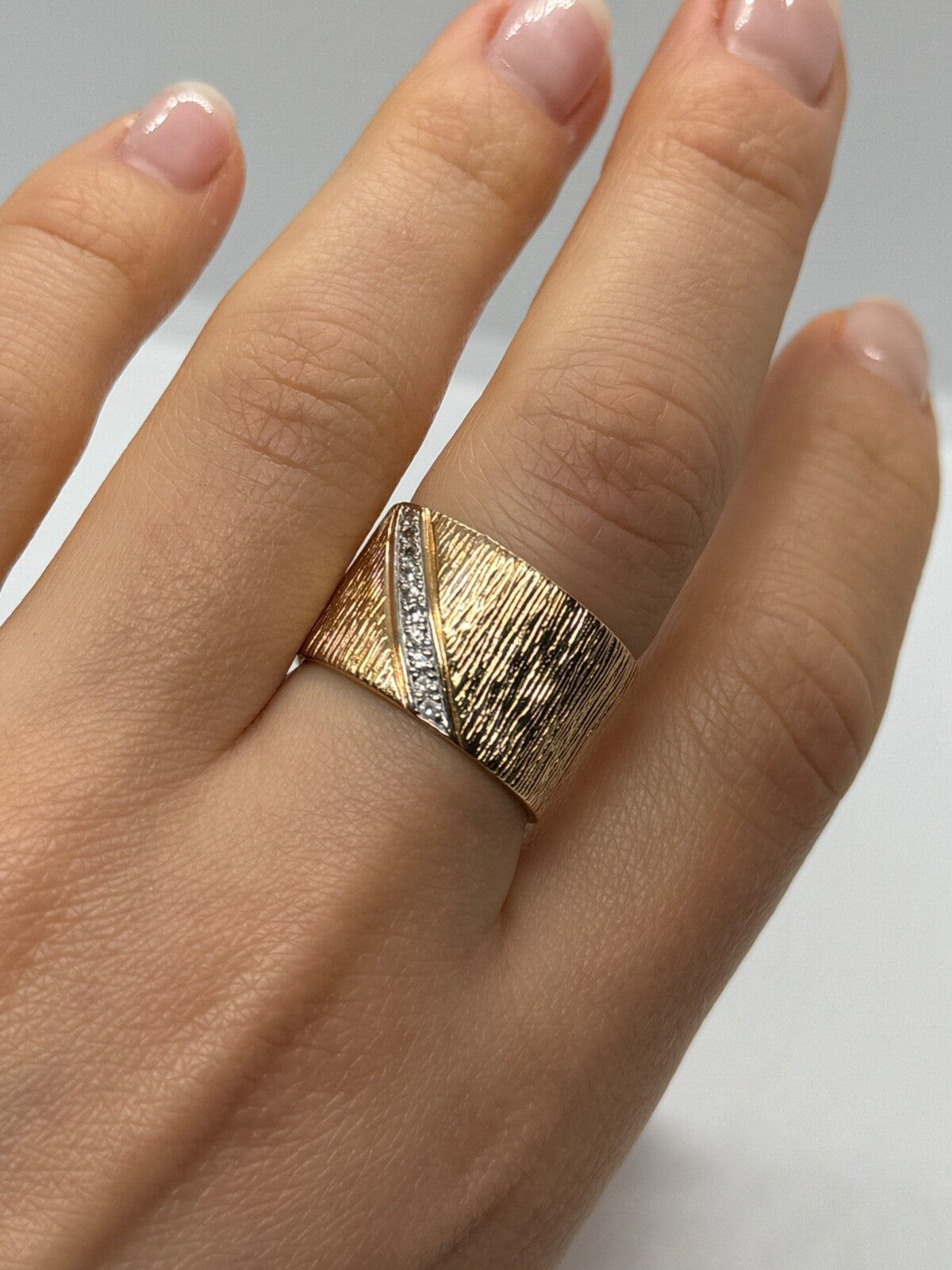 925 Sterling Silver Gold Plated CZ Ring Size 7