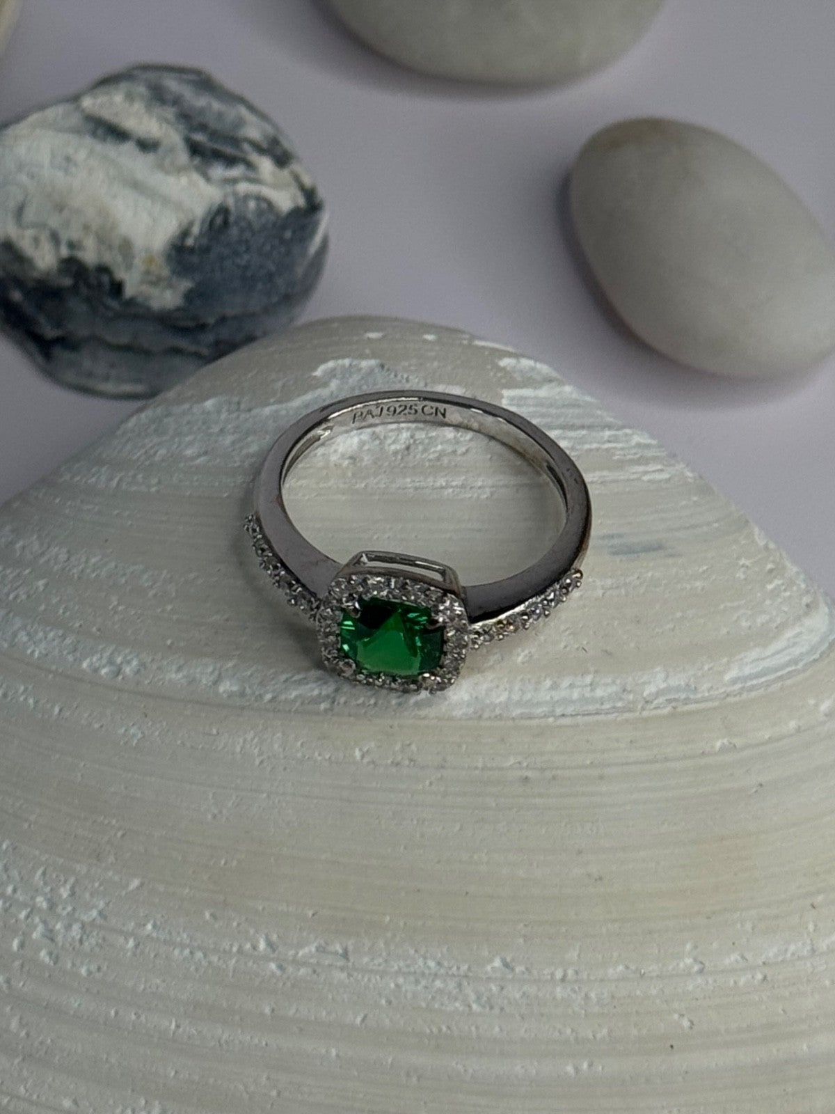 925 Sterling Silver Emerald & Beryl Ring Size 7