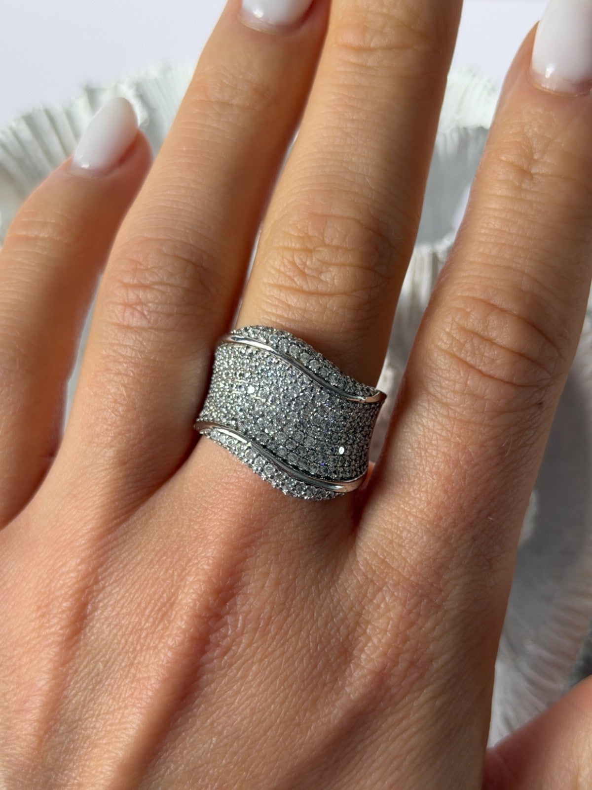 Elegant Design 925 Sterling Silver Cz Ring Size 8