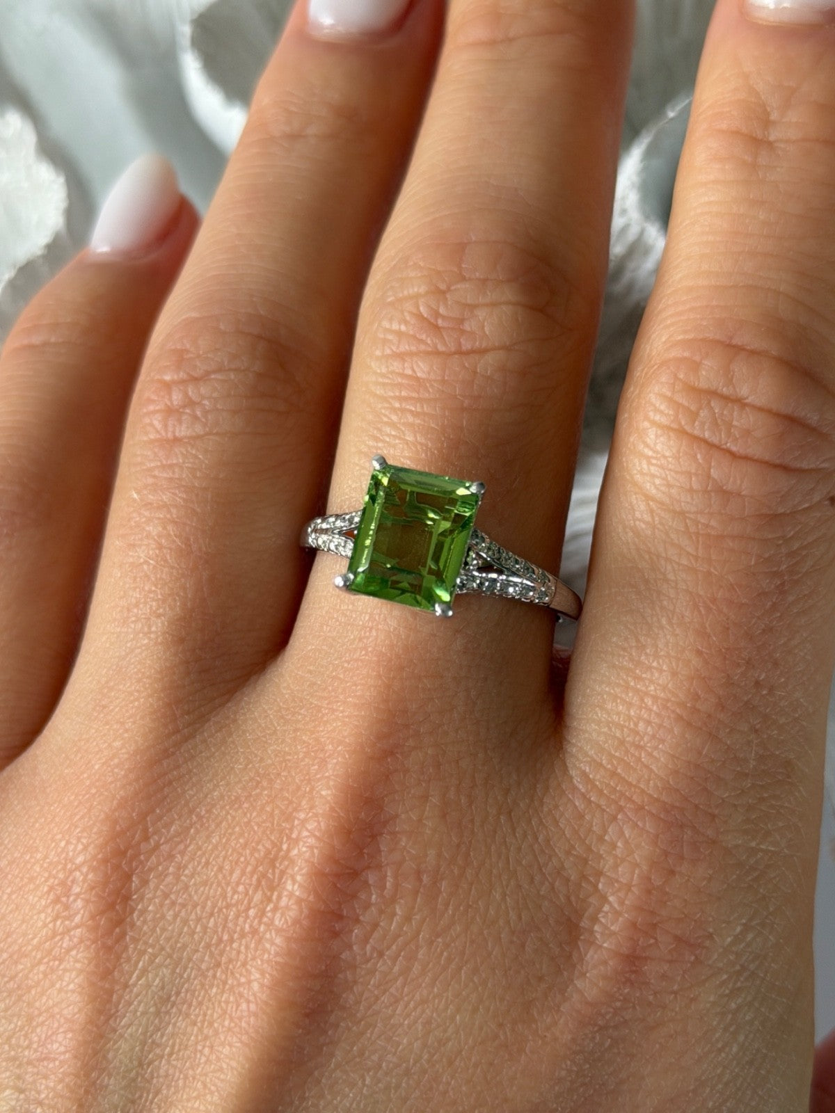 925 Sterling Silver Peridot Ring Size 10