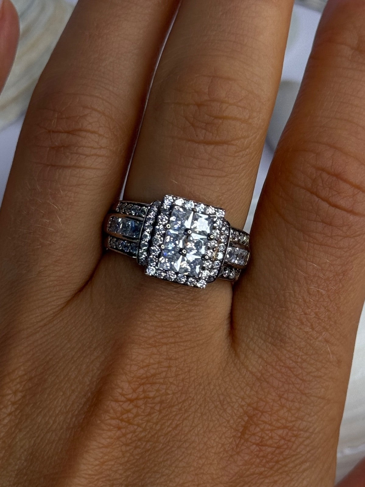 925 Sterling Silver Cz Ring Size 9