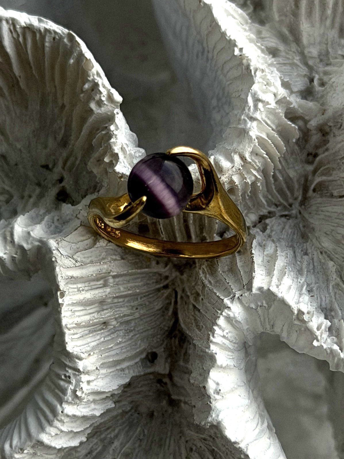 925 Sterling Silver Purple Spectrolite Cats Eye Ring Size 6
