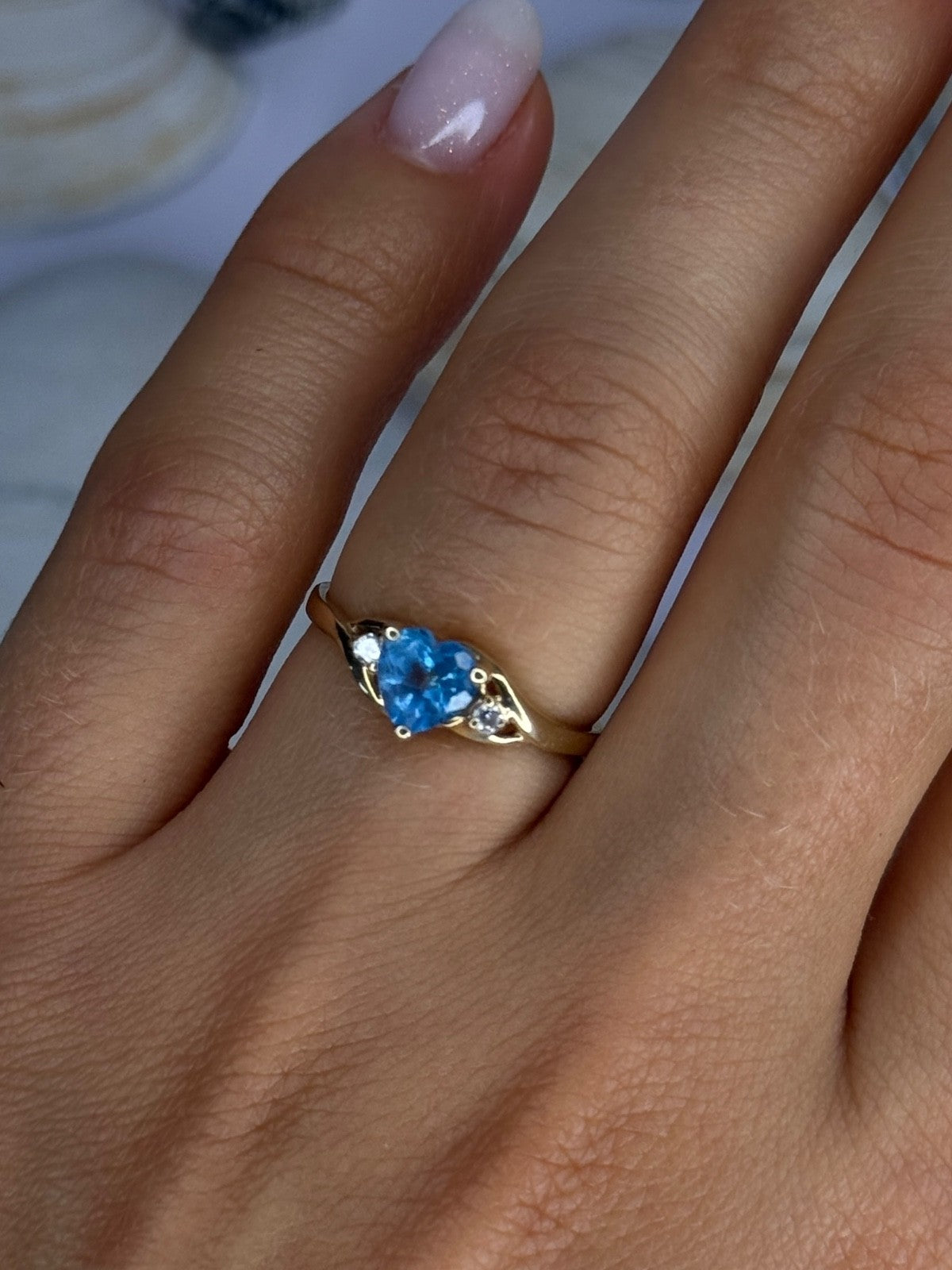 10K Yellow Gold Blue Topaz Heart & Diamonds Ring Size 7