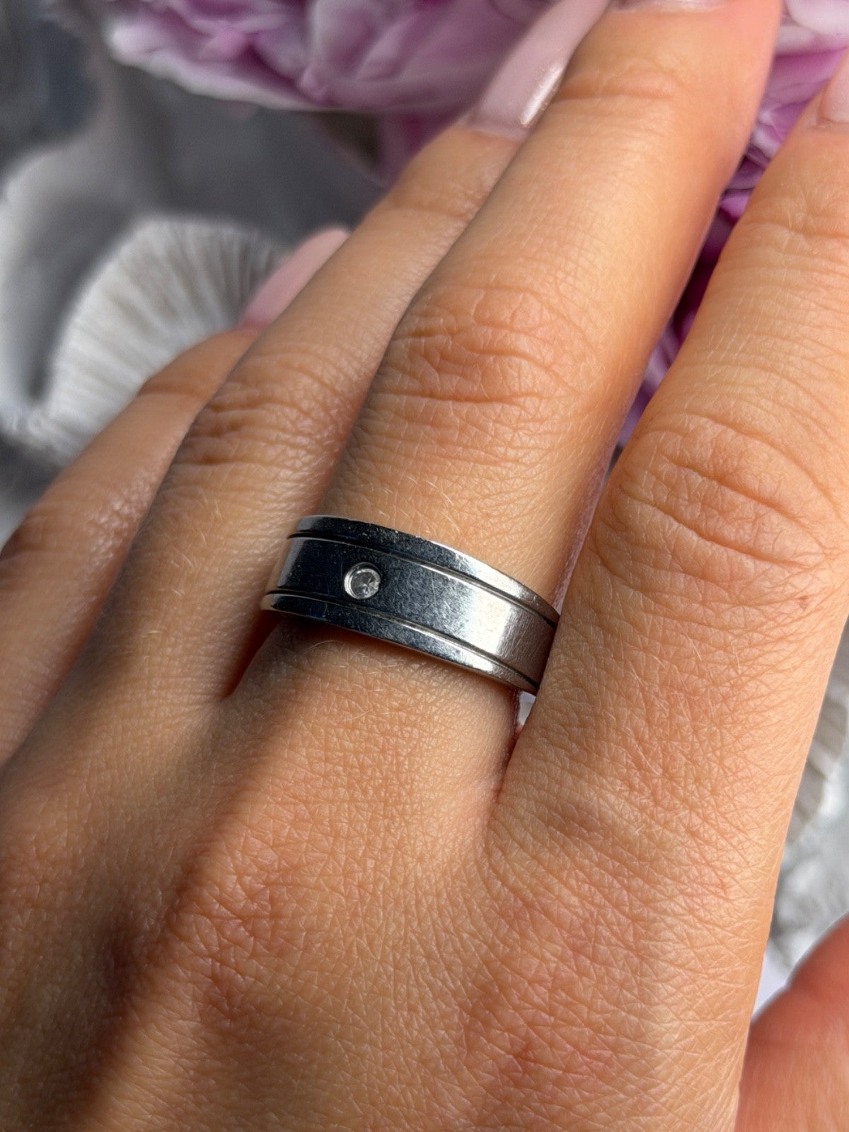 925 Sterling Silver Diamond Ring Size 9