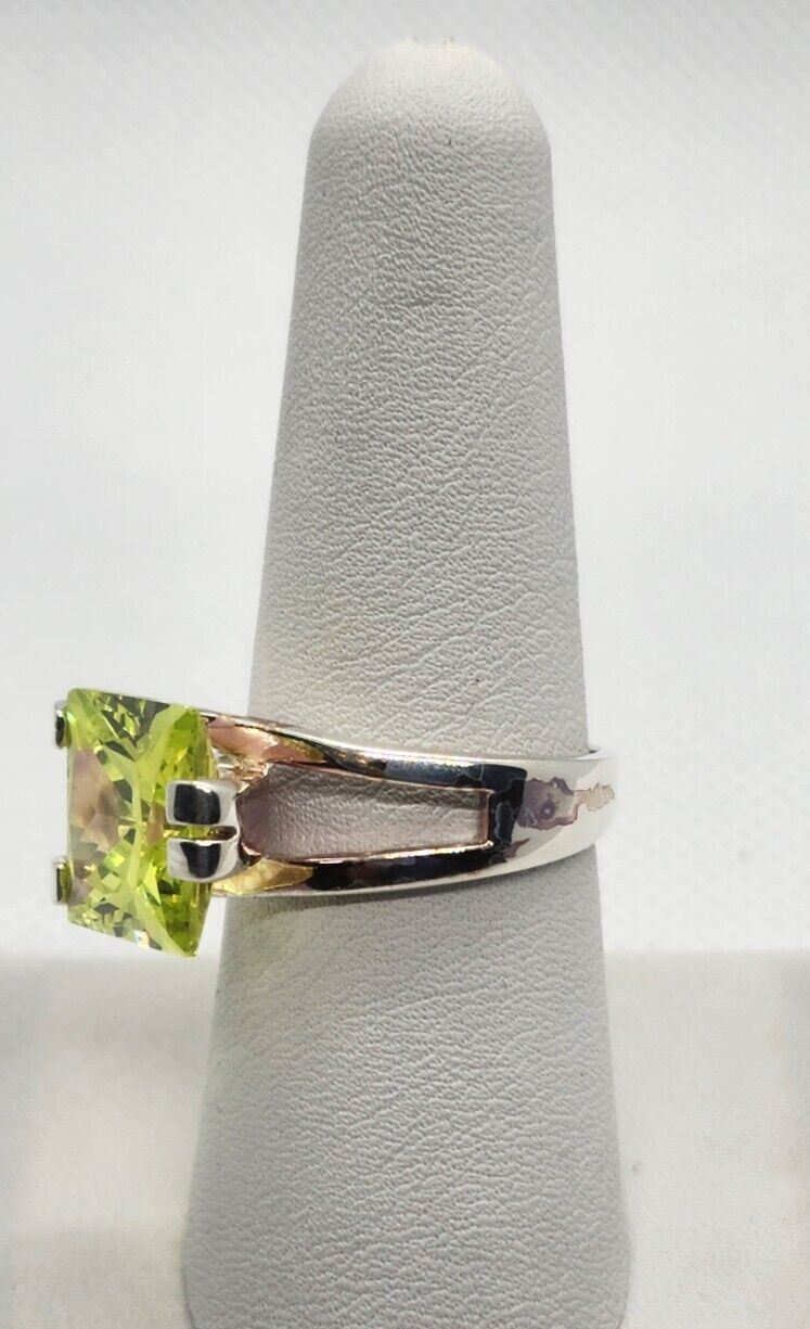 925 Sterling Silver Chrysoprase Ring Size 8