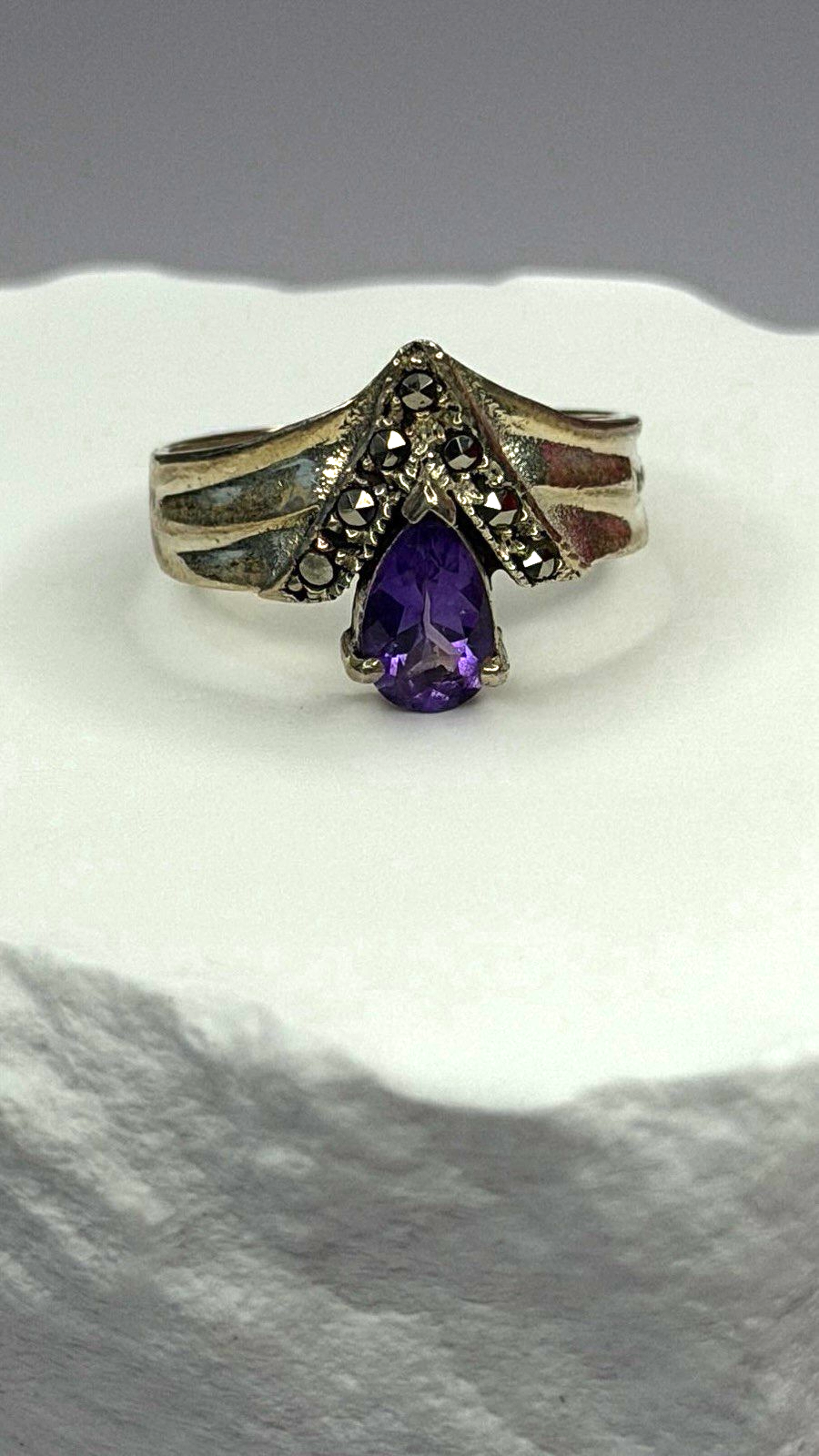 Vintage 925 Sterling Silver Amethyst & Marcasite Ring Size 7.5