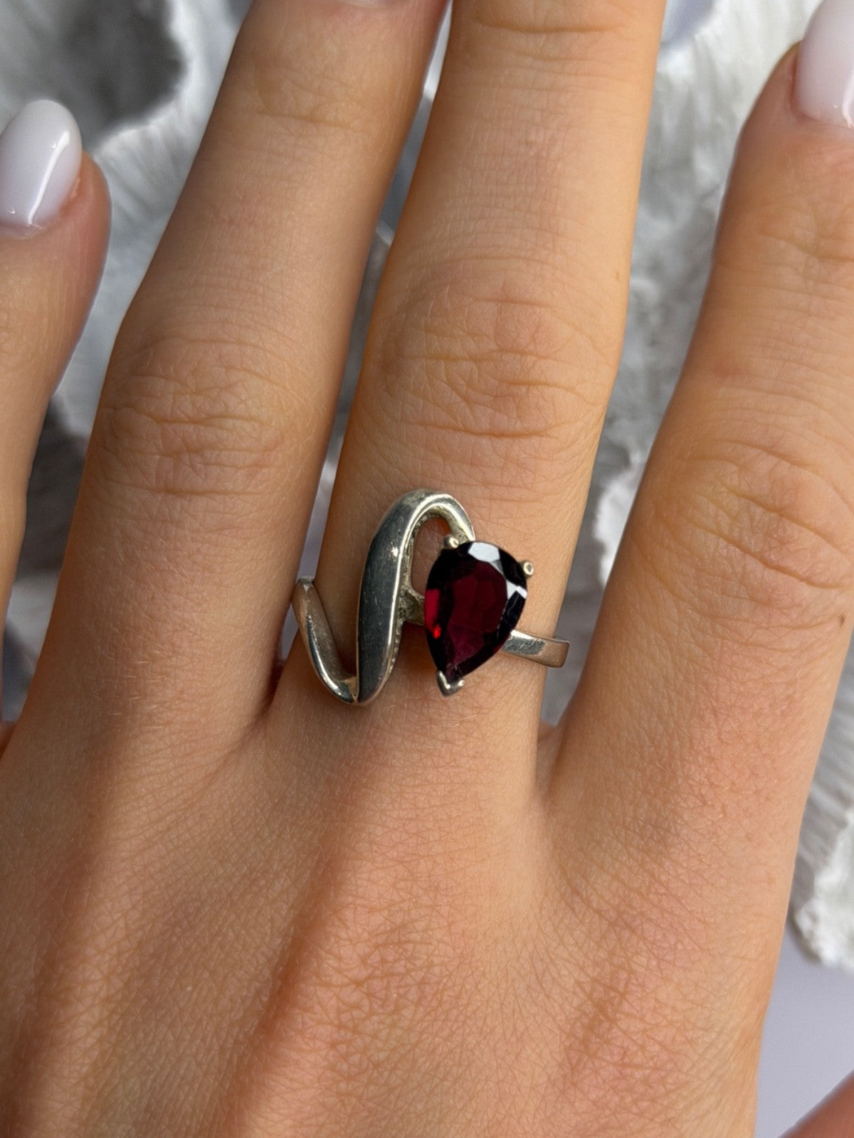 925 Sterling Silver Garnet Ring Size 8.5
