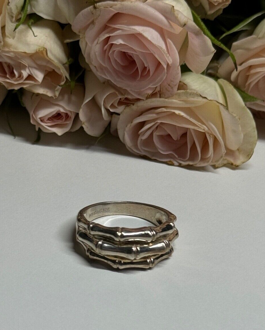 925 Sterling Silver Ring Size 9