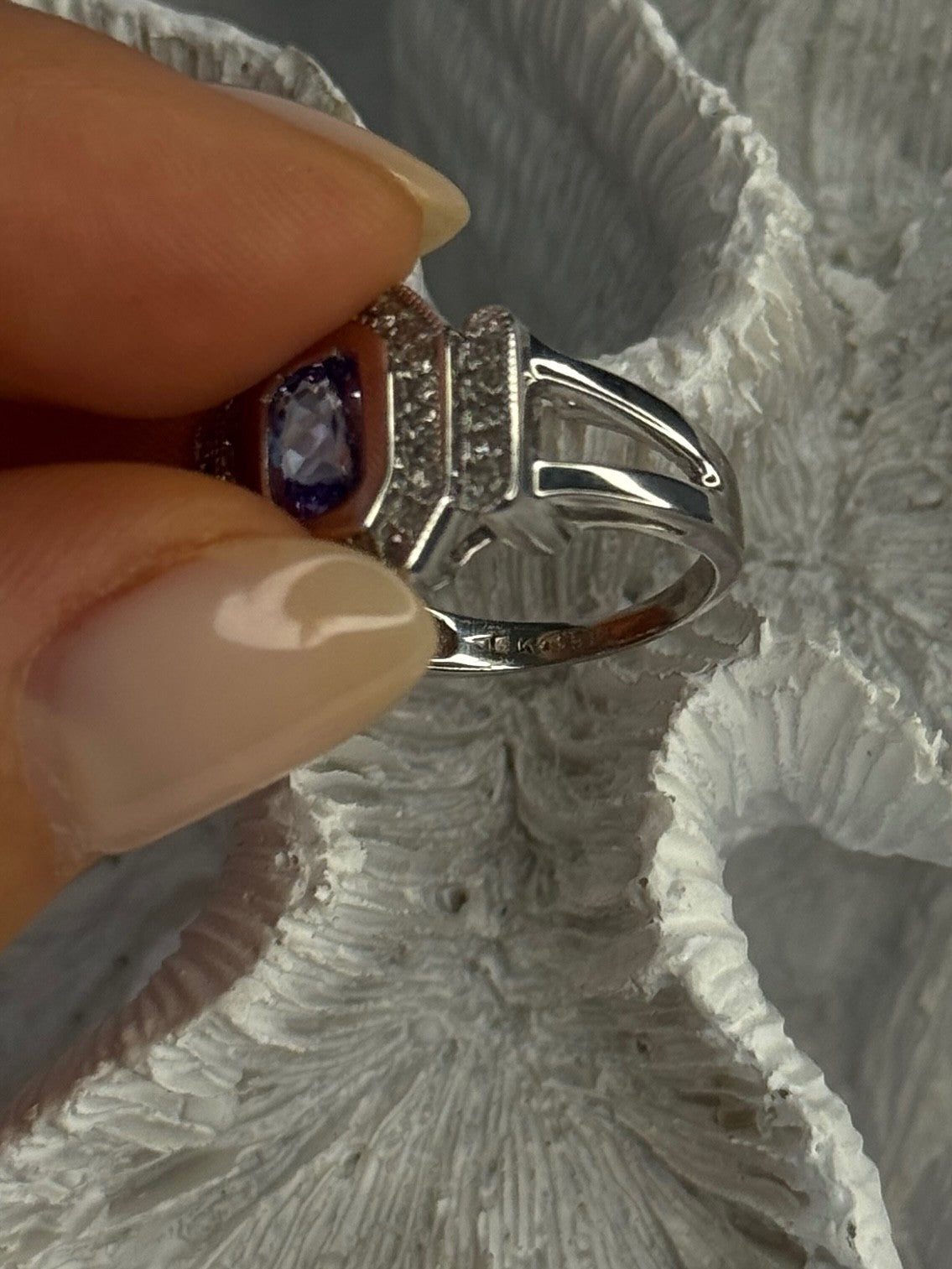 14K White Gold Tanzanite & Diamond Ring Size 6