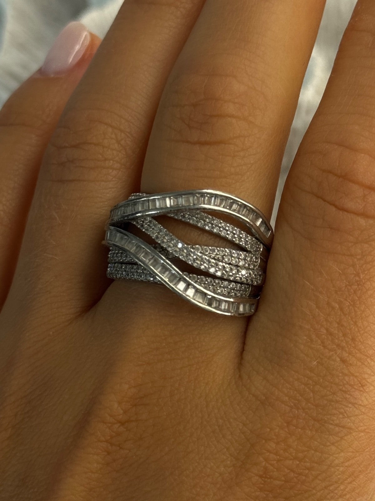 Elegant Design 925 Sterling Silver White Topaz Ring Size 9