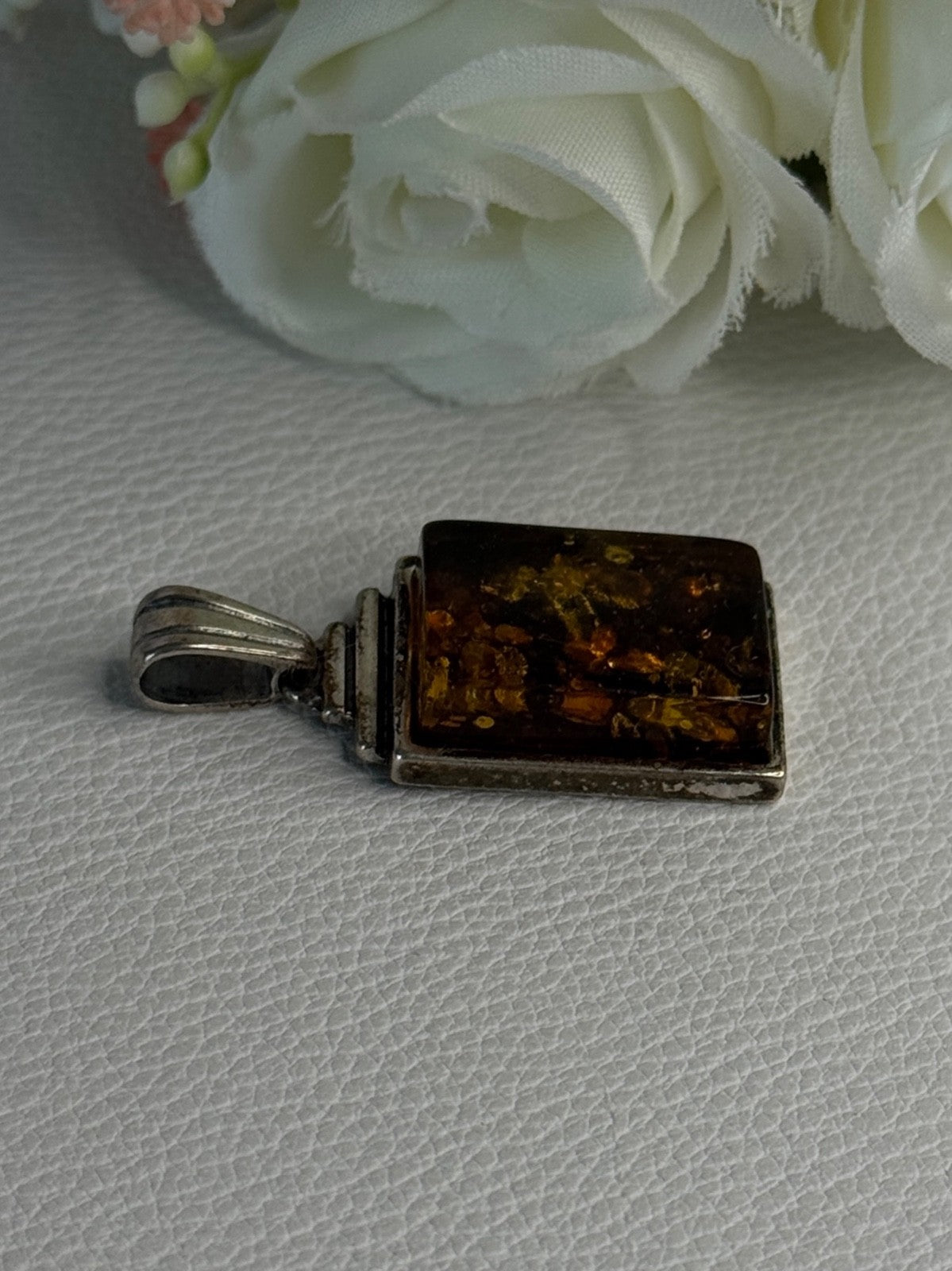 Vintage 925 Sterling Silver Amber Pendant Length 1.50 Inch