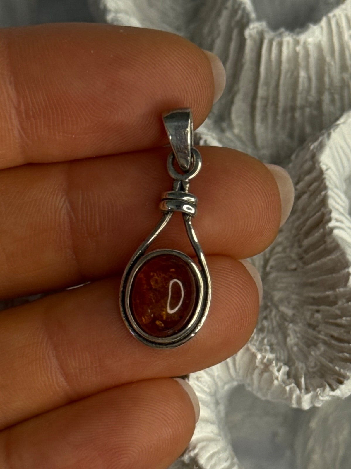925 Sterling Silver Amber Pendant Length 1.20 Inch