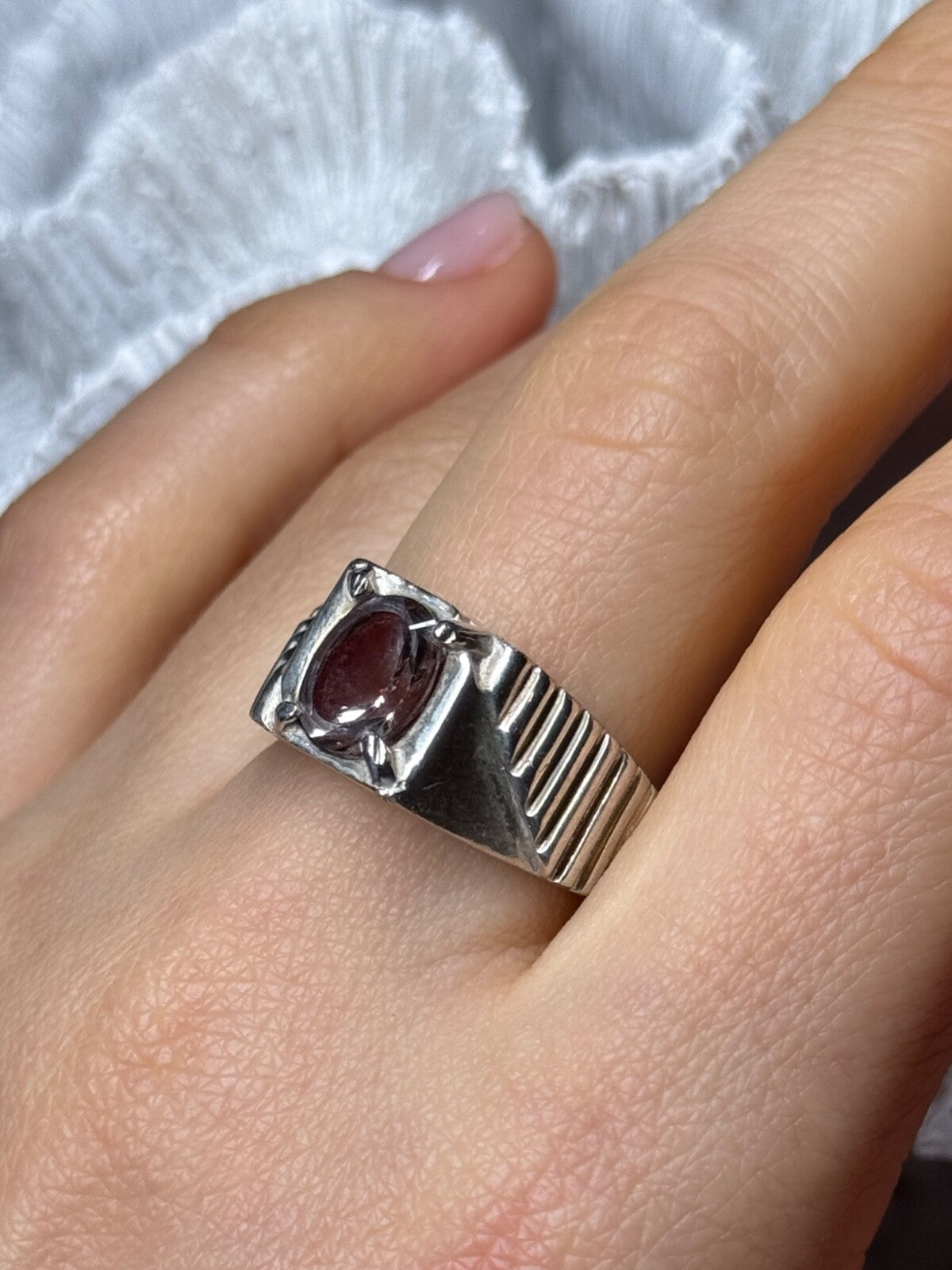 Men's 925 Sterling Silver Spinel Ring Size 8.5